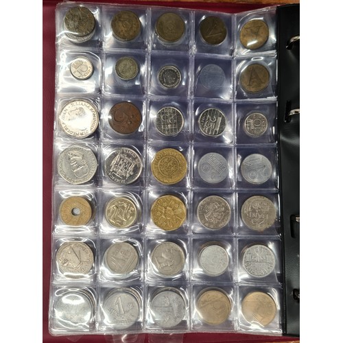 154 - An excellent coin collection consisting of approximately two hundred coins of different nationalitie... 