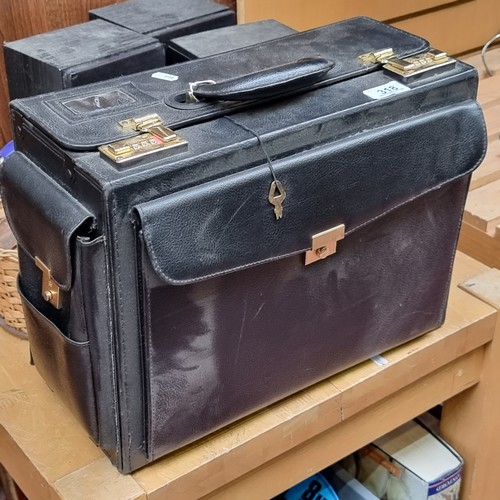 318 - A Custom salesman case. A large leather bound example with interior acrylic drawers. In great condit... 