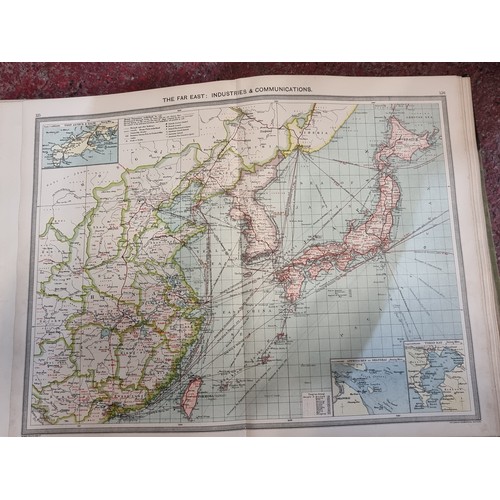 654 - An amazing late Victorian hardback copy of 'The Harmsworth Atlas and Gazetteer' with over five hundr... 