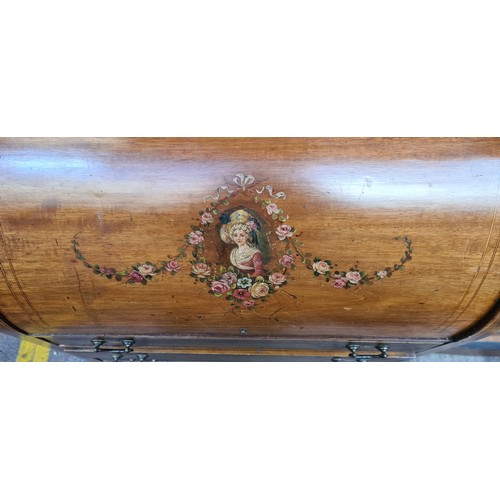 391 - Star lot : An elegant Edwardian ladies writing roll top desk with a pull out writing surface with fl... 