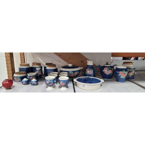 667 - Star lot : A gorgeous collection of twenty-one pieces of Bandon Pottery from their iconic 