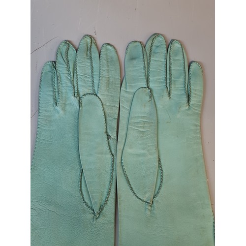 77 - Three fabulous pairs of genuine leather vintage women's gloves including a particularly attractive d... 