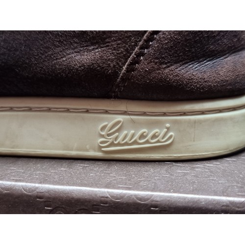 196 - Star lot : A very cool pair of Gucci suede sneakers with fur lined interior and classic Gucci colour... 