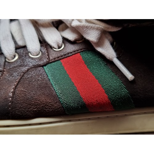 196 - Star lot : A very cool pair of Gucci suede sneakers with fur lined interior and classic Gucci colour... 