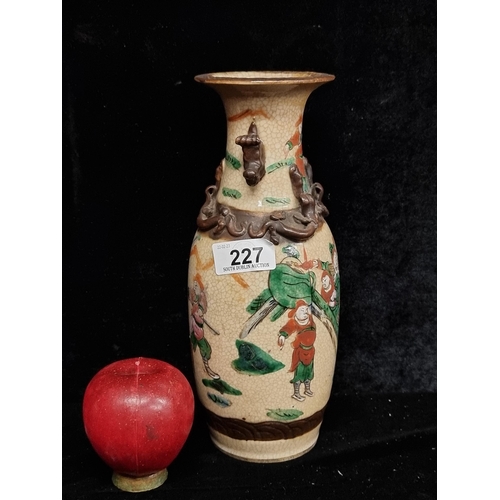 227 - A stunning antique Nanking porcelain craquelure vase. Hand painted with warriors in traditional dres... 