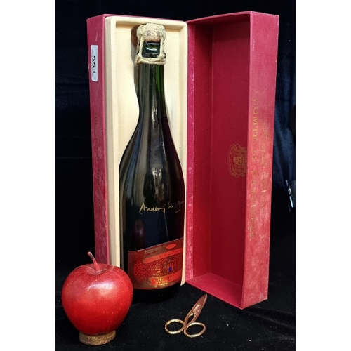 551 - A sealed bottle of 1996 Compte A. de Dampierre Champagne de Grand Cru. Supplied in a branded present... 