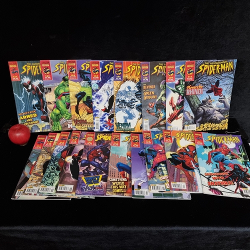 300 - A collection of eighteen Marvel The Astonishing Spiderman comic books dating from 2003-2005.