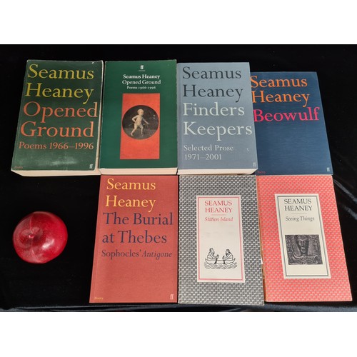 386 - Seven lovely editions of Seamus Heaney books and writings including 