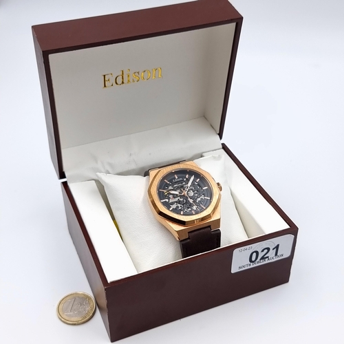 21 - A handsome example of an Edison automatic Roadster gold metal hexagonal gentleman's wrist watch. Fea... 
