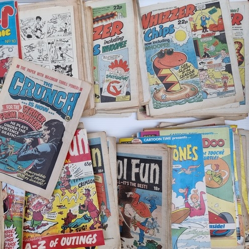 166 - A very large collection of vintage comics and magazines including editions of 'The Beezer' and a num... 