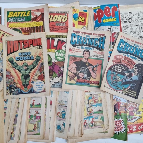 166 - A very large collection of vintage comics and magazines including editions of 'The Beezer' and a num... 