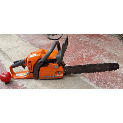 342 - A Husqvarna petrol chainsaw, model number: 435 X-TORQ. Similar internet comps of €495 on robertkee.i... 