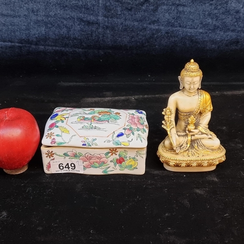 649 - Two vintage Asian collectables. Including a porcelain lidded box with hand painted foliate and fruit... 