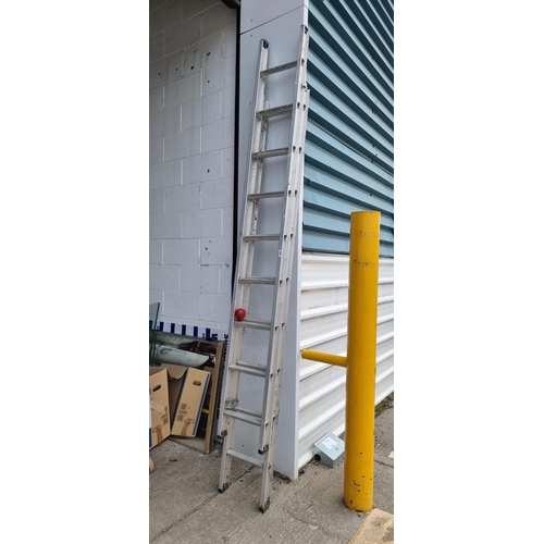 905 - A large extendable ABRU Starmaster DIY ladder. Total heights - 2.5m (not extended) and 4.49m (extend... 