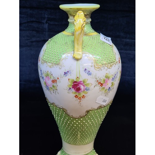 636 - Star lot : A beautiful antique Japanese Noritake plum vase. Featuring a lovely tactile moriage on a ... 