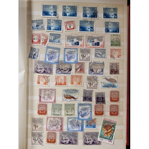 224 - A large collection of vintage postage stamps of Russian and worldwide origin including examples comm... 