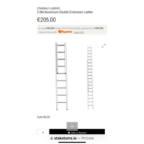 907 - A very long extendable ladder with 16 steps by Stradbally Ladders Ltd. MM: 2.5m closed and 4.2m when... 