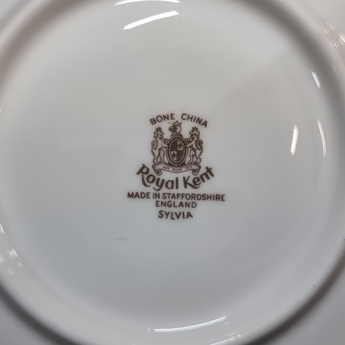 712 - 42 pieces of Royal Kent bone china in the Sylvia pattern. All in good condition.