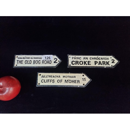 126 - A trio of neat sized cast metal finger pointing signs. Including bilingual signs for ''The Old Bog R... 