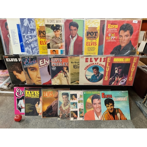 717 - Twenty-two vinyl record albums of Elvis Presley including Elvis in the original soundtrack album Gir... 