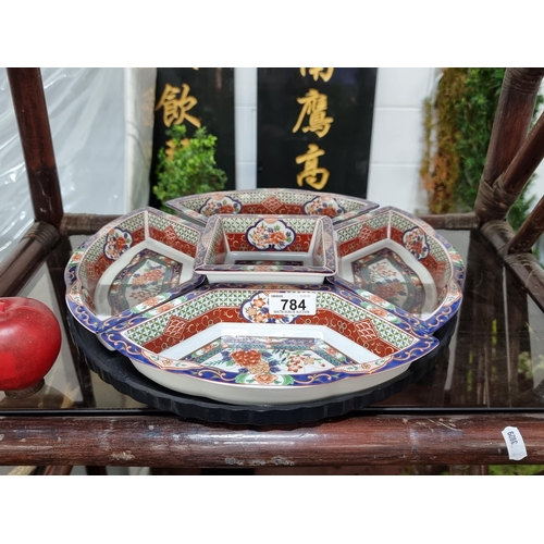 784 - A beautiful Chinese five-piece porcelain crudité set, beautifully decorated with intricate motifs an... 