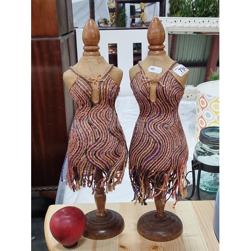 794 - A charming pair of necklace holders in the form of mannequins wearing fabulous coloured dresses - fi... 