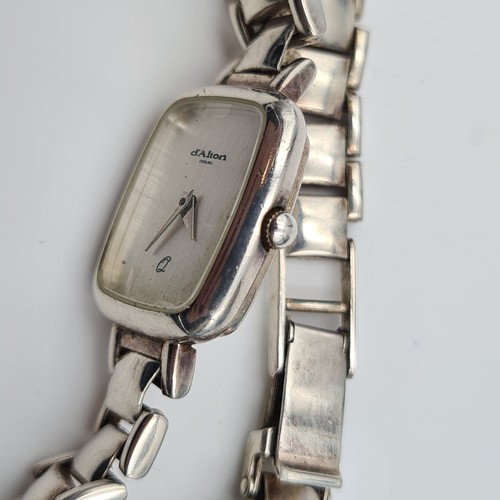 19 - A matching vintage sterling silver hallmarked set, comprising of a watch and bracelet. This fabulous... 