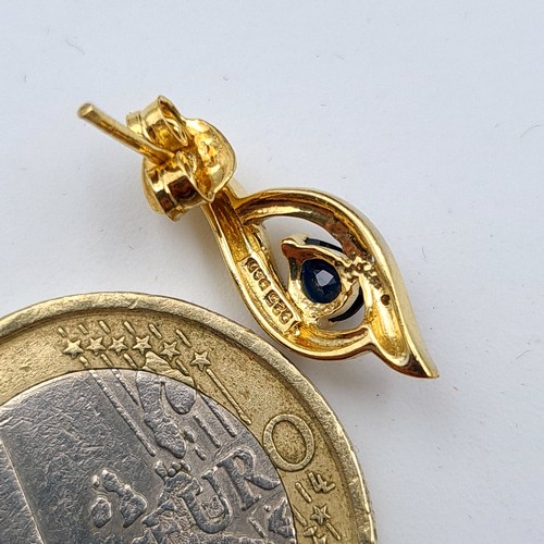 649 - A pair of 9 carat gold plated natural Sapphire stud earrings, set with pretty gem set detail. Encase... 