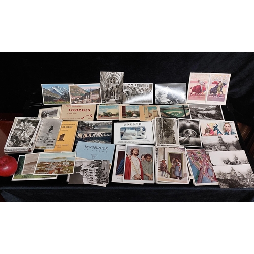 387 - Nearly 150 vintage postcard collections including Unesco heritage sites, Lourdes, Ruines de Baalbek,... 