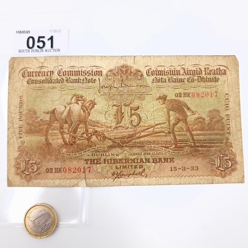 51 - Star lot : A fabulous currency commission of Ireland £5 ploughman banknote dating to 15.3.1933. From... 