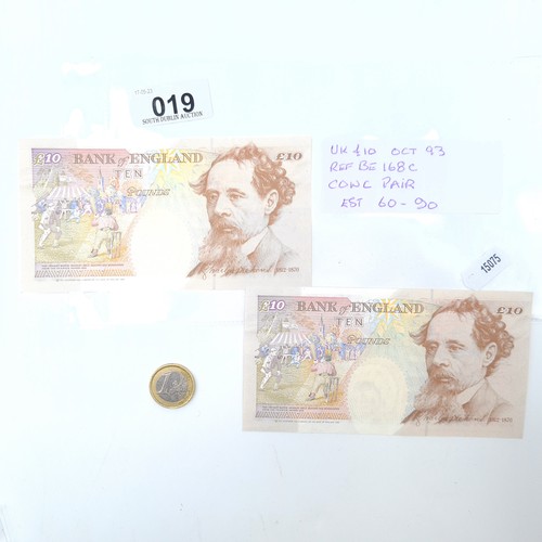 19 - A consecutive pair of £10 banknotes with serial numbers: KE29784396-7. Dating from October 1993.