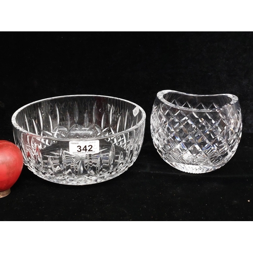 342 - Two pretty Waterford Crystal items including a serving bowl in the Lismore pattern. Along with a rou... 