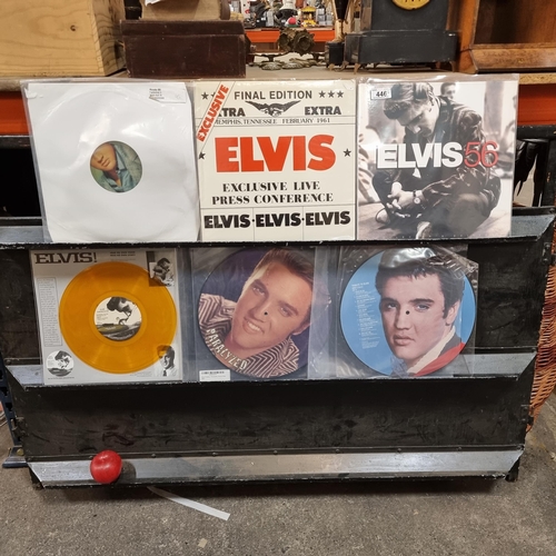 446 - A selection of six vinyl records featuring the songs of Elvis Presley. Including a 1977 Final Editio... 