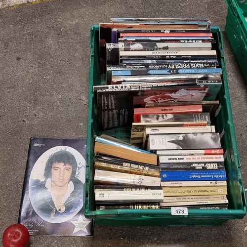 478 - A large complete crate of vintage and contemporary books on the subject of Elvis Presley. Including ... 