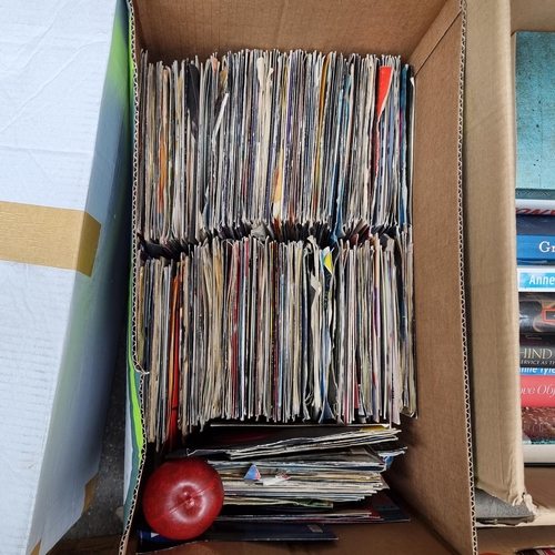 628 - A huge collection of approximately 150 vinyl singles from the 1970s / 1980s mostly rock and pop. Unc... 