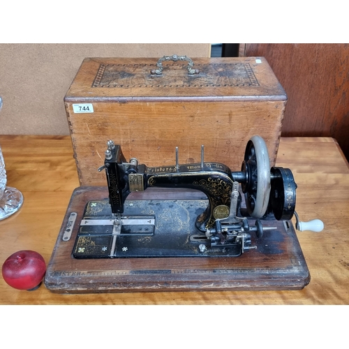 744 - A fabulous rare antique Frister Rossmann Berlin sewing machine model 915330 dating to the early 20th... 