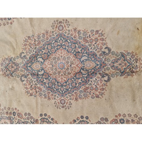 781 - A beautiful, very large 100% virgin wool carpet. A very elegant piece with a profuse pattern in mute... 