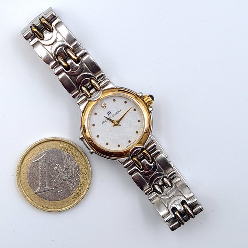 8 - A designer Swiss made Maurice Lacroix Switzerland ladies wrist watch. This pretty example features a... 