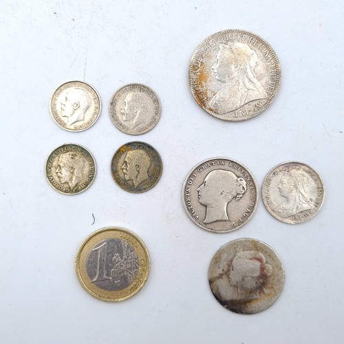 113 - Eight antique English coins including examples dating to 1856, 1898, 1899, 1913, 1920, 1921 and 1922... 