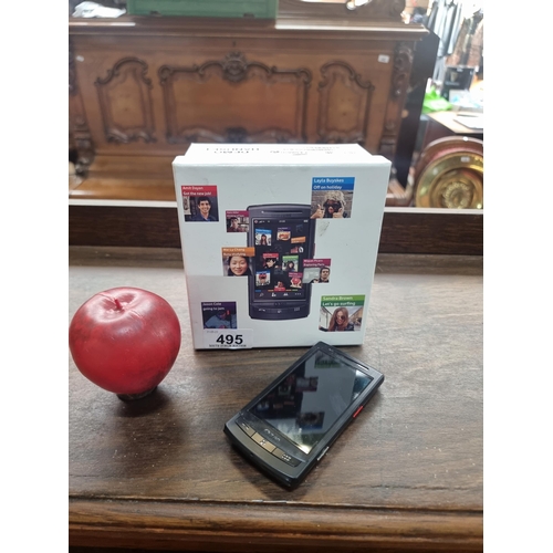 495 - A Vodafone 360 Samsung H1 phone model: GT-I8320. In original box along with complementary earphones ... 