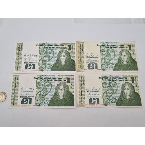 525 - Two £1 B Series consecutive banknotes with serial numbers: BKJ638002-3. Dating from 14.7.1988. Toget... 