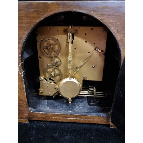 122 - A very handsome vintage English-made mantel clock with art deco style hands and roman numerals to fa... 