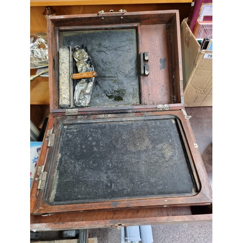 748 - A vintage Diaphragm Duplicator screen printing set by Ellams including a wooden case containing an i... 