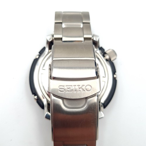 6 - Star Lot : A stylish Seiko Prospex 