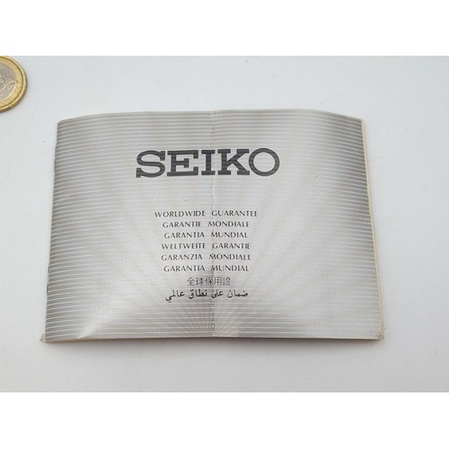 12 - A striking vintage early 1970's Seiko gentleman's 