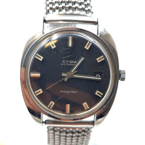 18 - Star Lot : A 1950's vintage Cyma Navystar wrist watch, set with expandable metal strap. The Navystar... 