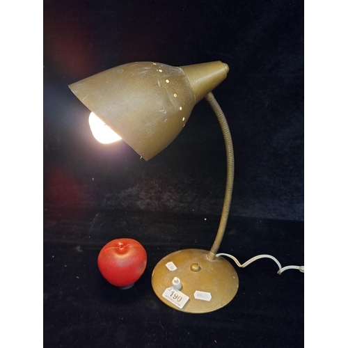 190 - A charming neat sized vintage desk lamp in the Bauhaus style. With original button and industrial st... 