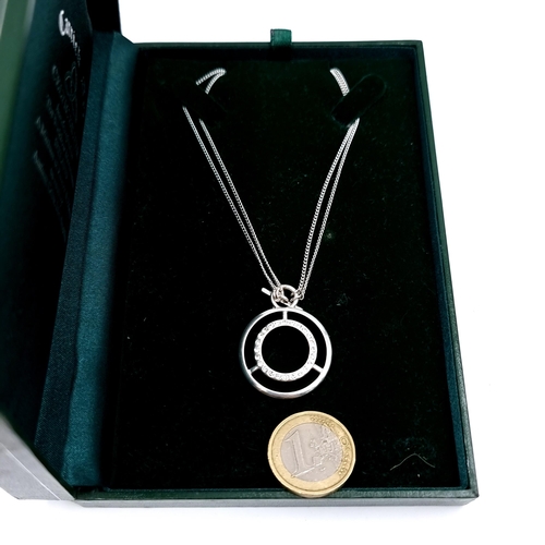 504 - A very pretty Irish Carrick Art sterling silver pendant necklace, set with double chain( or wrap aro... 