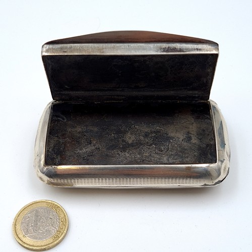 39 - A fine example of a heavy Georgian possible silver snuff box, set with intricate dotted machine cut ... 