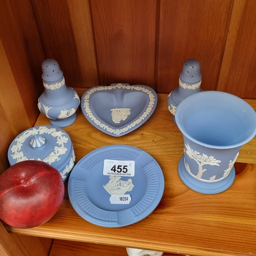 455 - A collection of six vintage Wedgwood items including a salt and pepper shaker, two ring dishes, an a... 